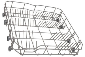 nederste kurv med plads til bestikkurv